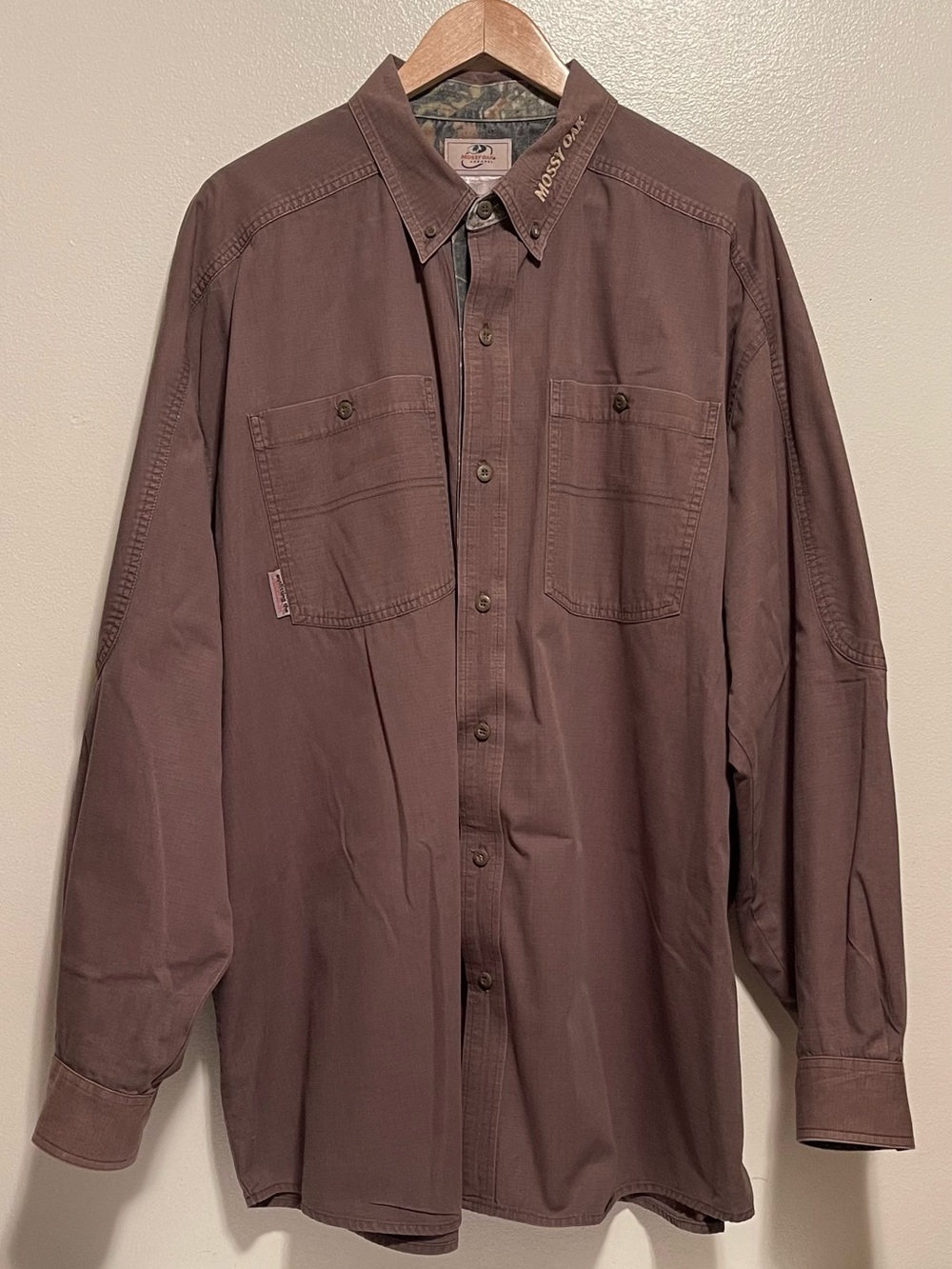Mossy Oak Men's Dark Green Long-Sleeve Button-Down Shirt